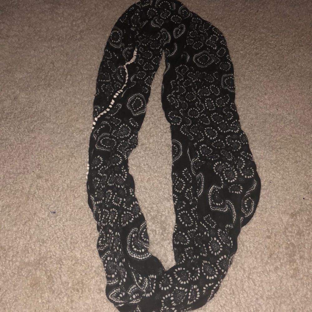 Loft Infinity Scarf - Picture 2 of 3